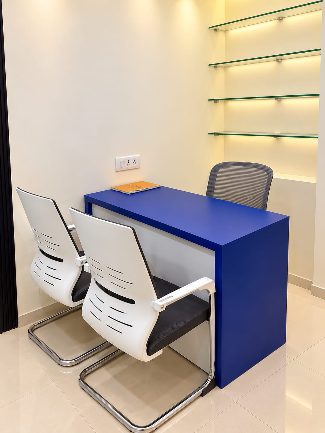 Consultation desk ready for a one-to-one discussion